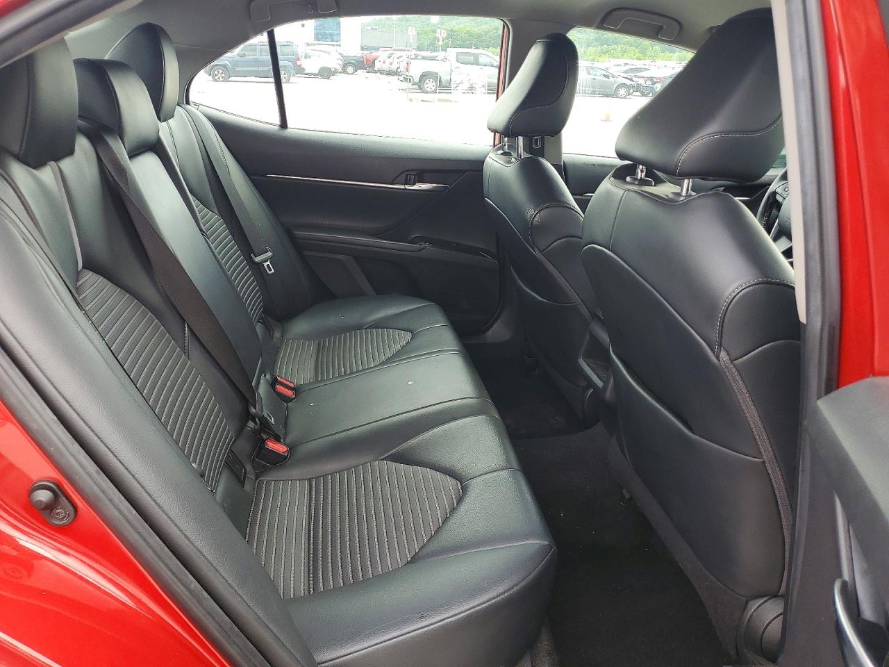 Toyota Camry Se