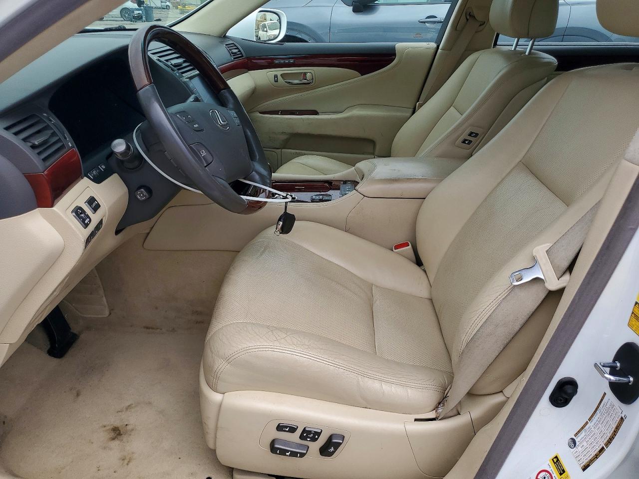 Lexus LS 460l