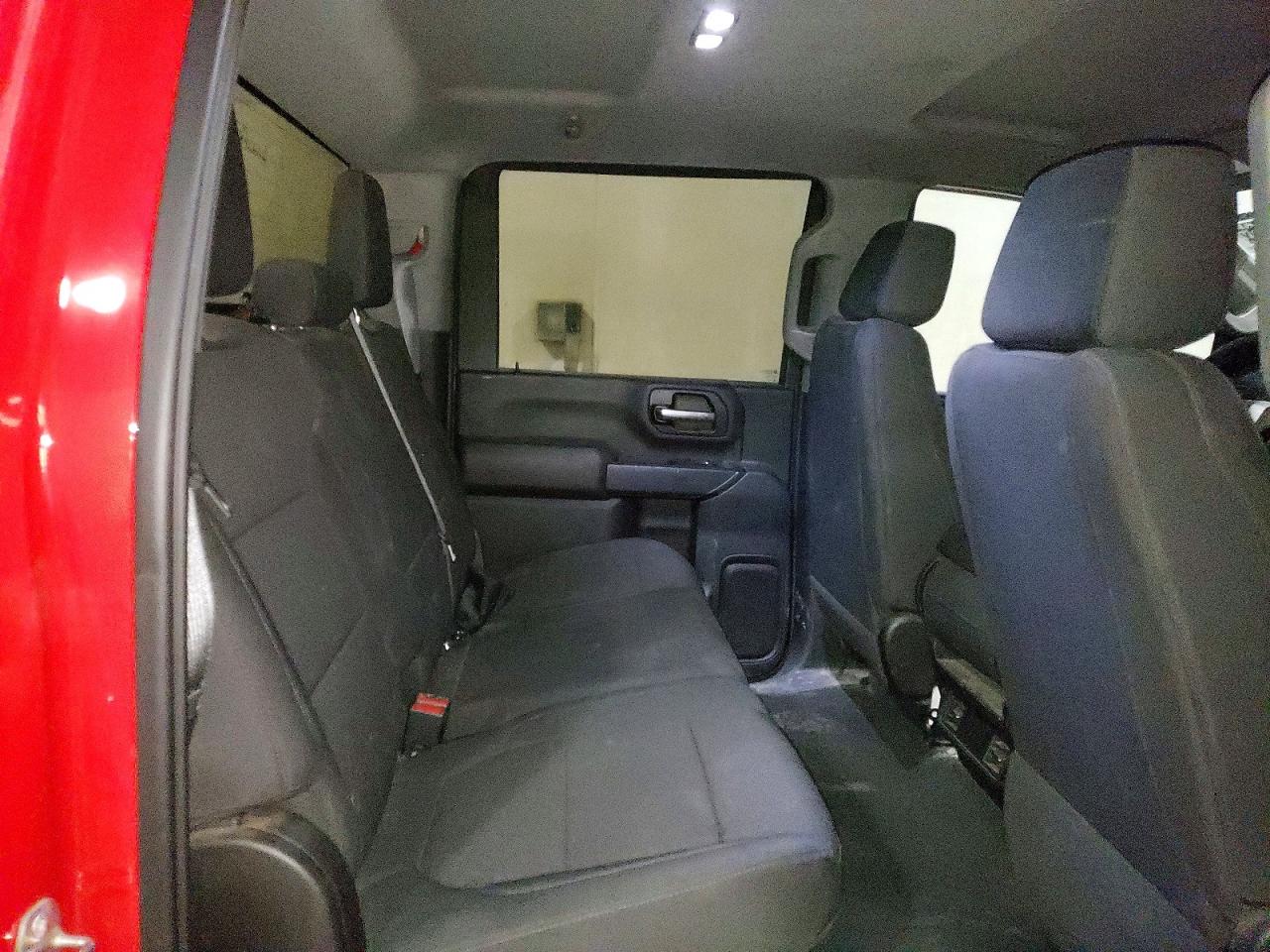 Chevrolet Silverado K2500 Custom