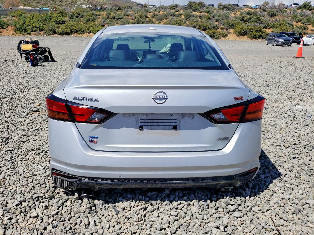 Nissan Altima Sr