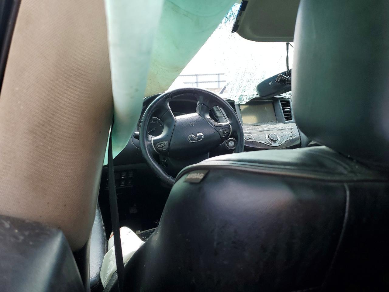 INFINITI Qx Base