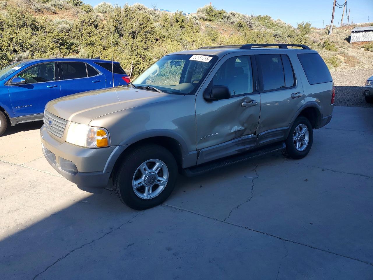 Salvage Ford Explorer Image
