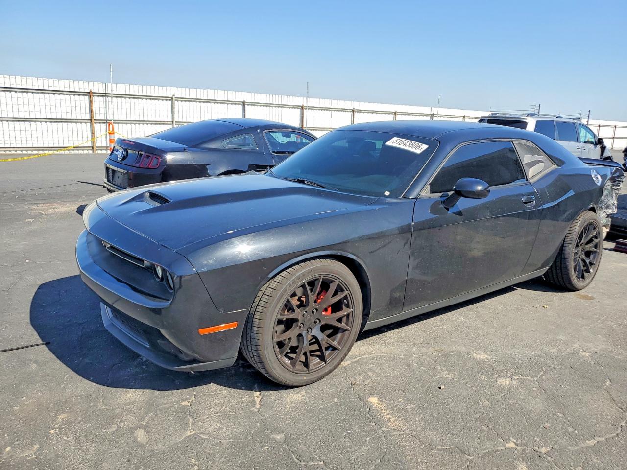 Salvage Dodge Challenger Image