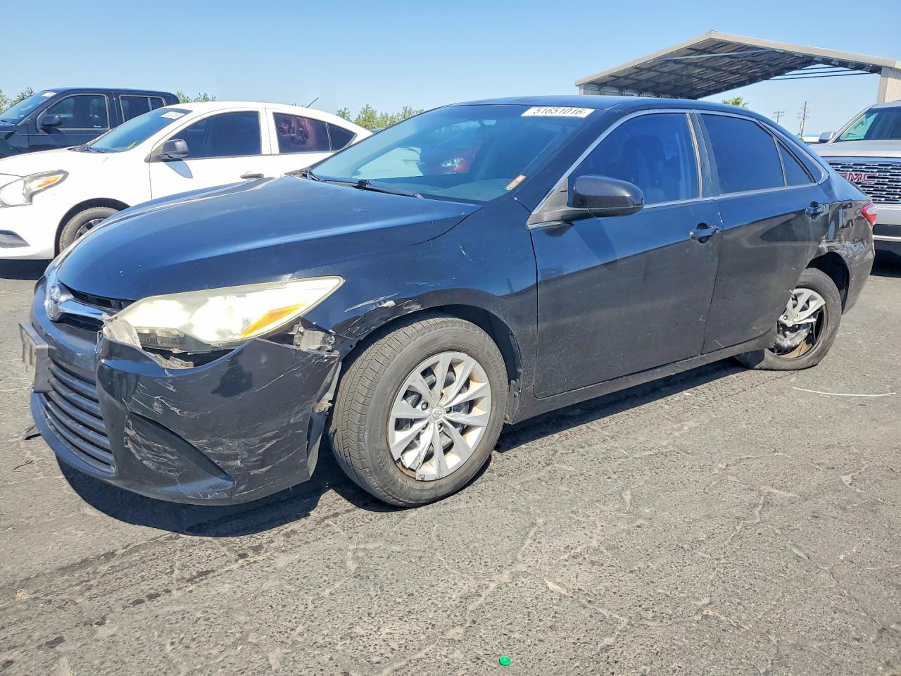 Salvage Toyota Camry Image