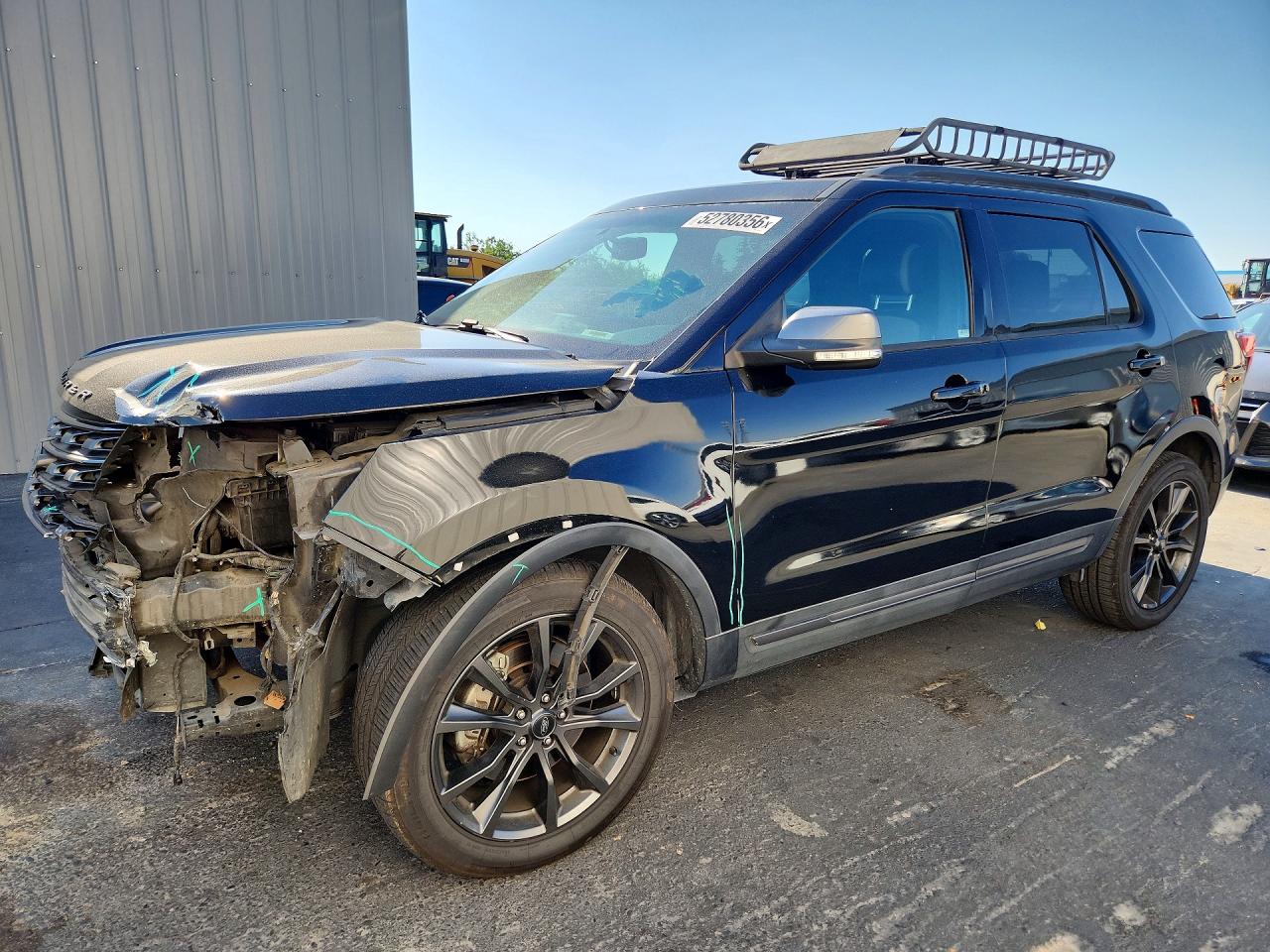Salvage Ford Explorer Image
