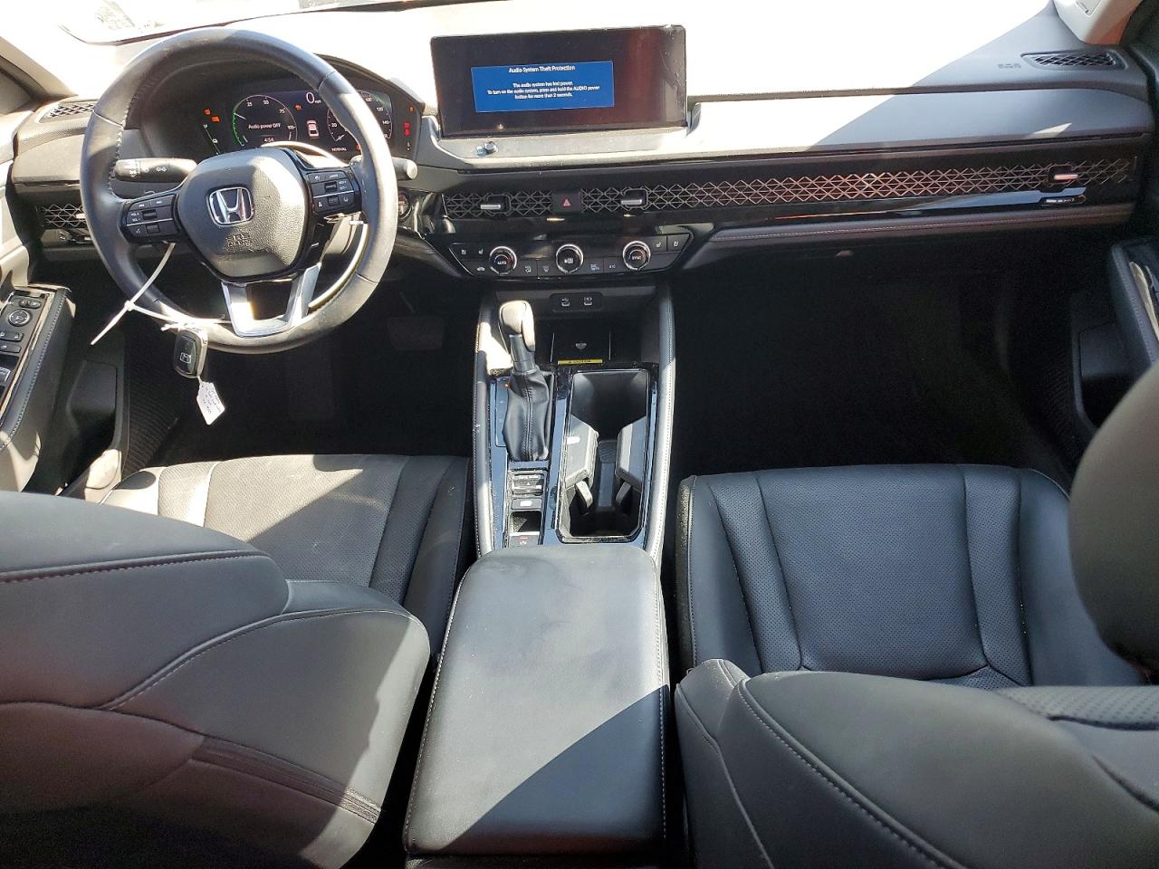 Honda Accord Touring Hybrid