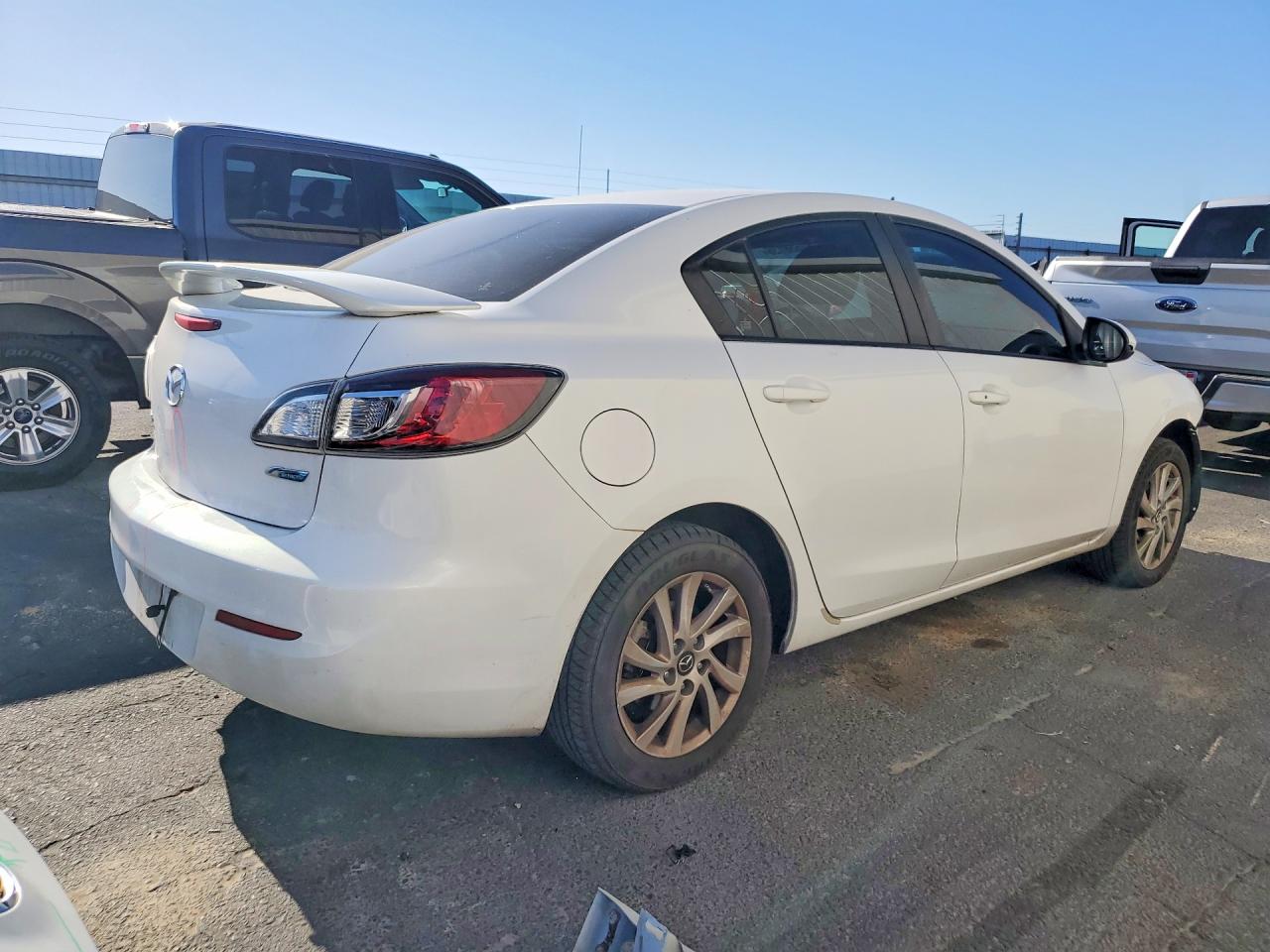 Mazda 3 I