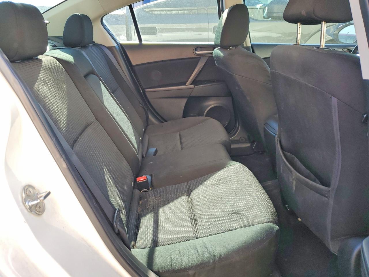 Mazda 3 I