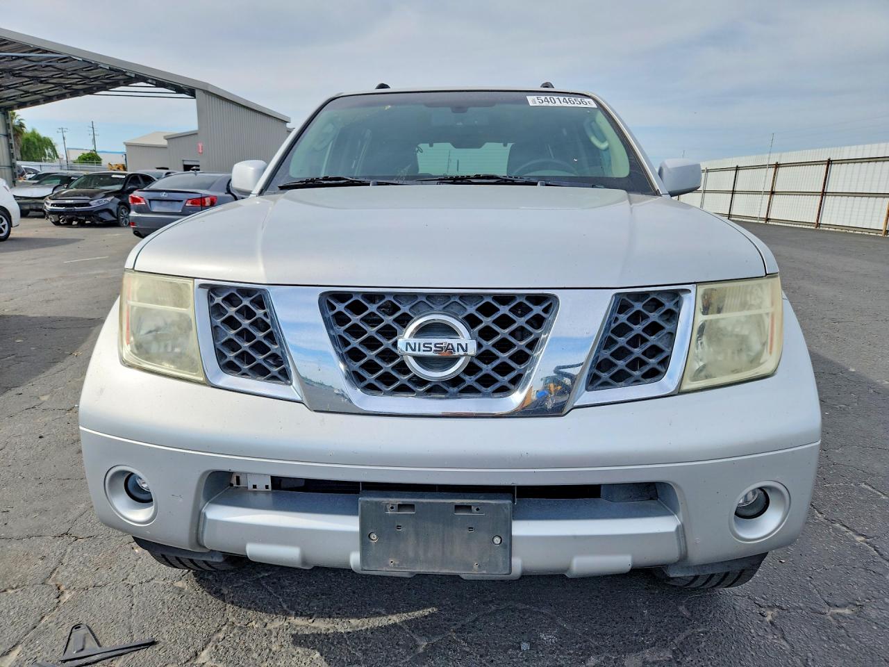 Nissan Pathfinder S