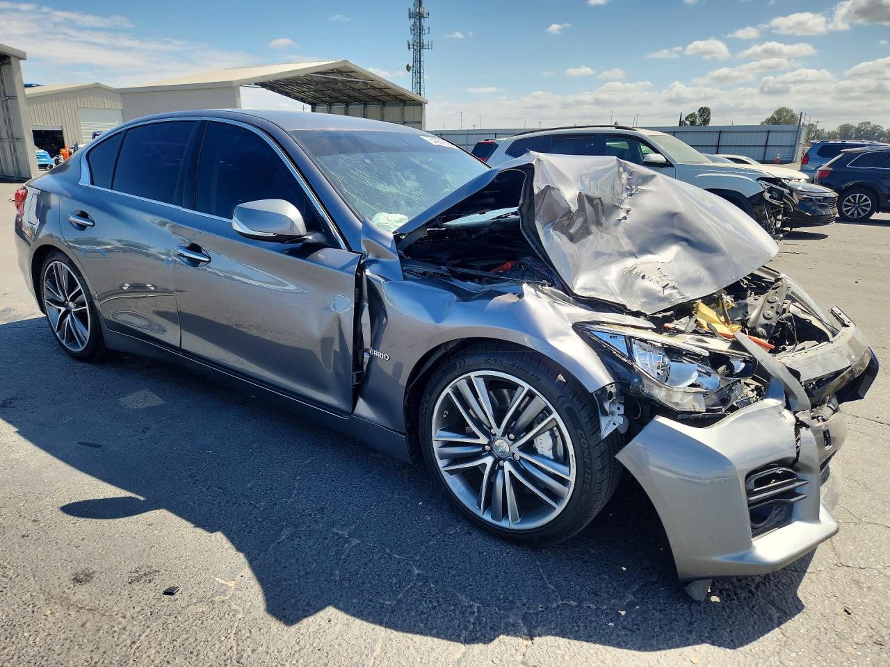 INFINITI Q50