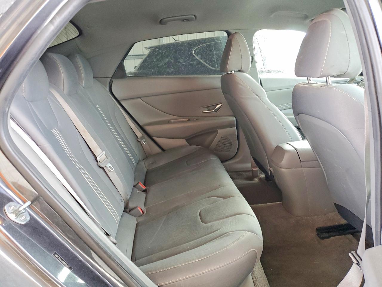 Hyundai ELANTRA Sel