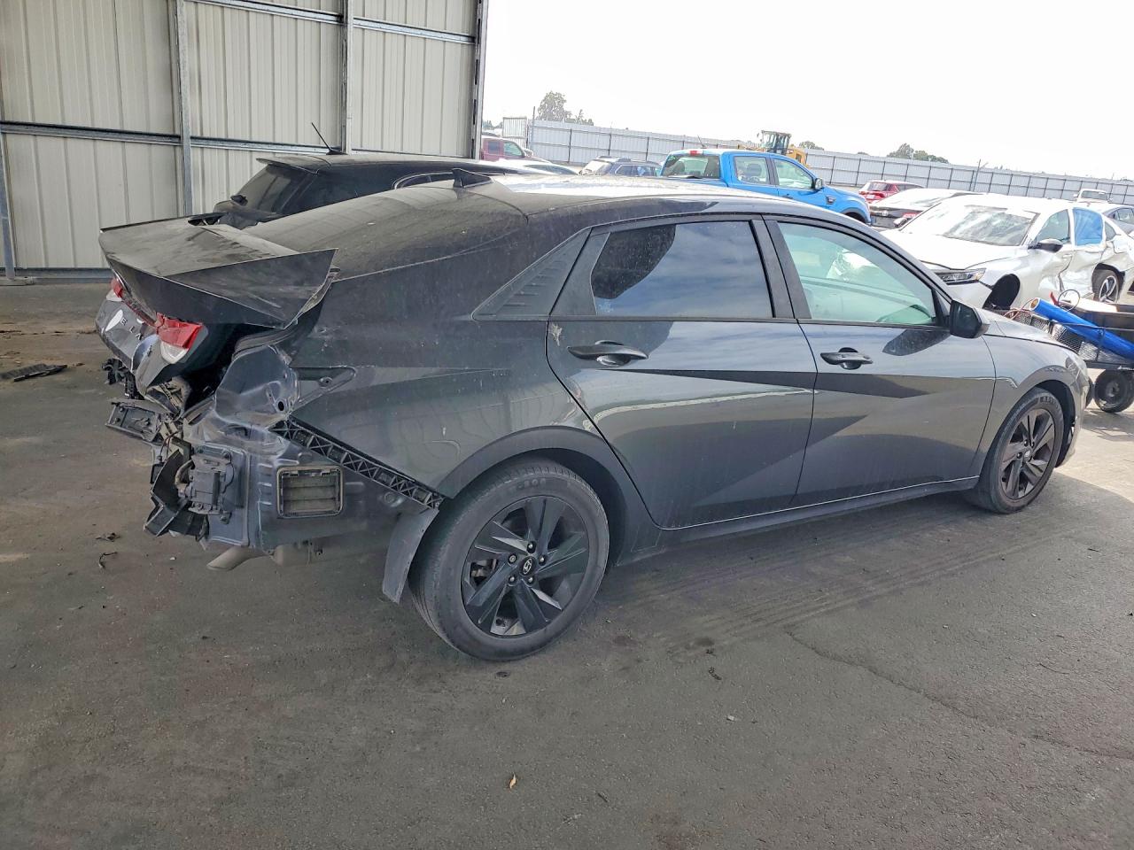Hyundai ELANTRA Sel