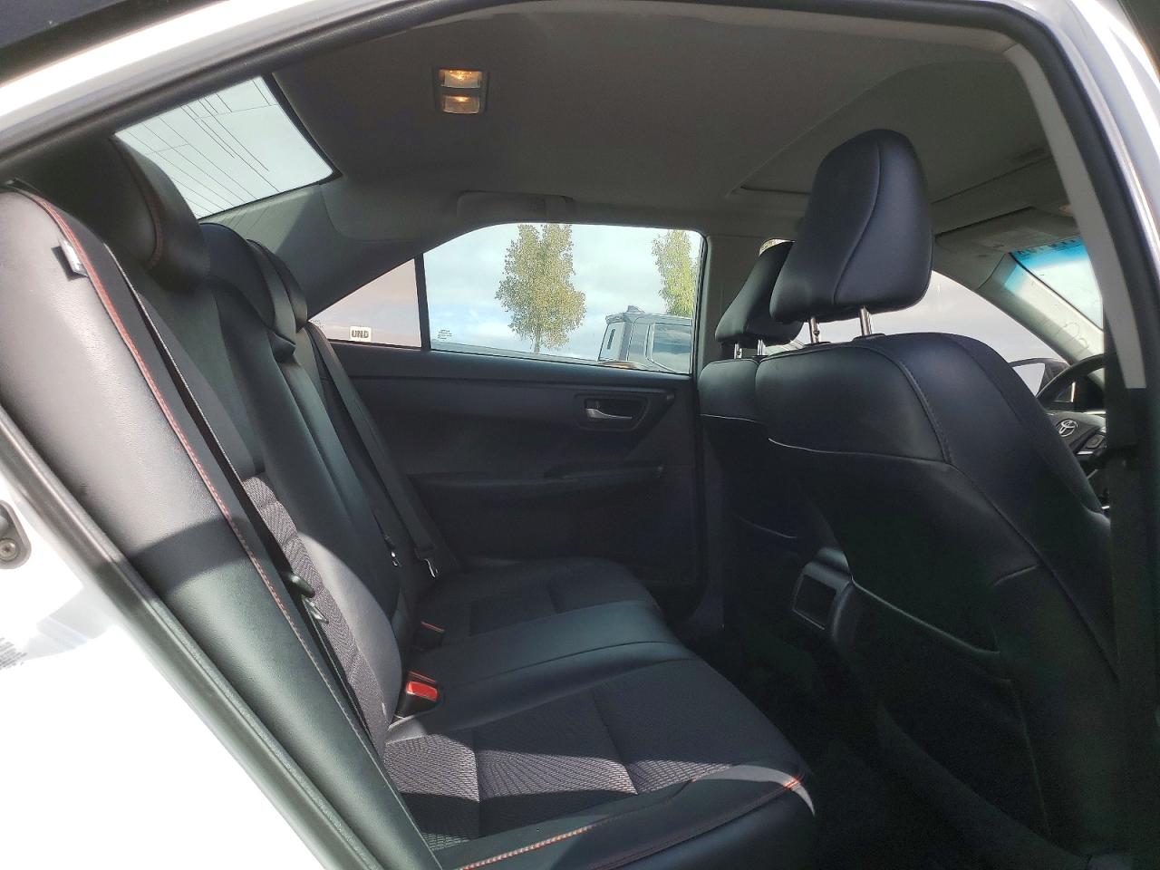 Toyota Camry Se