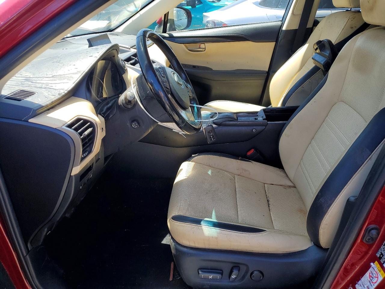 Lexus NX 300h