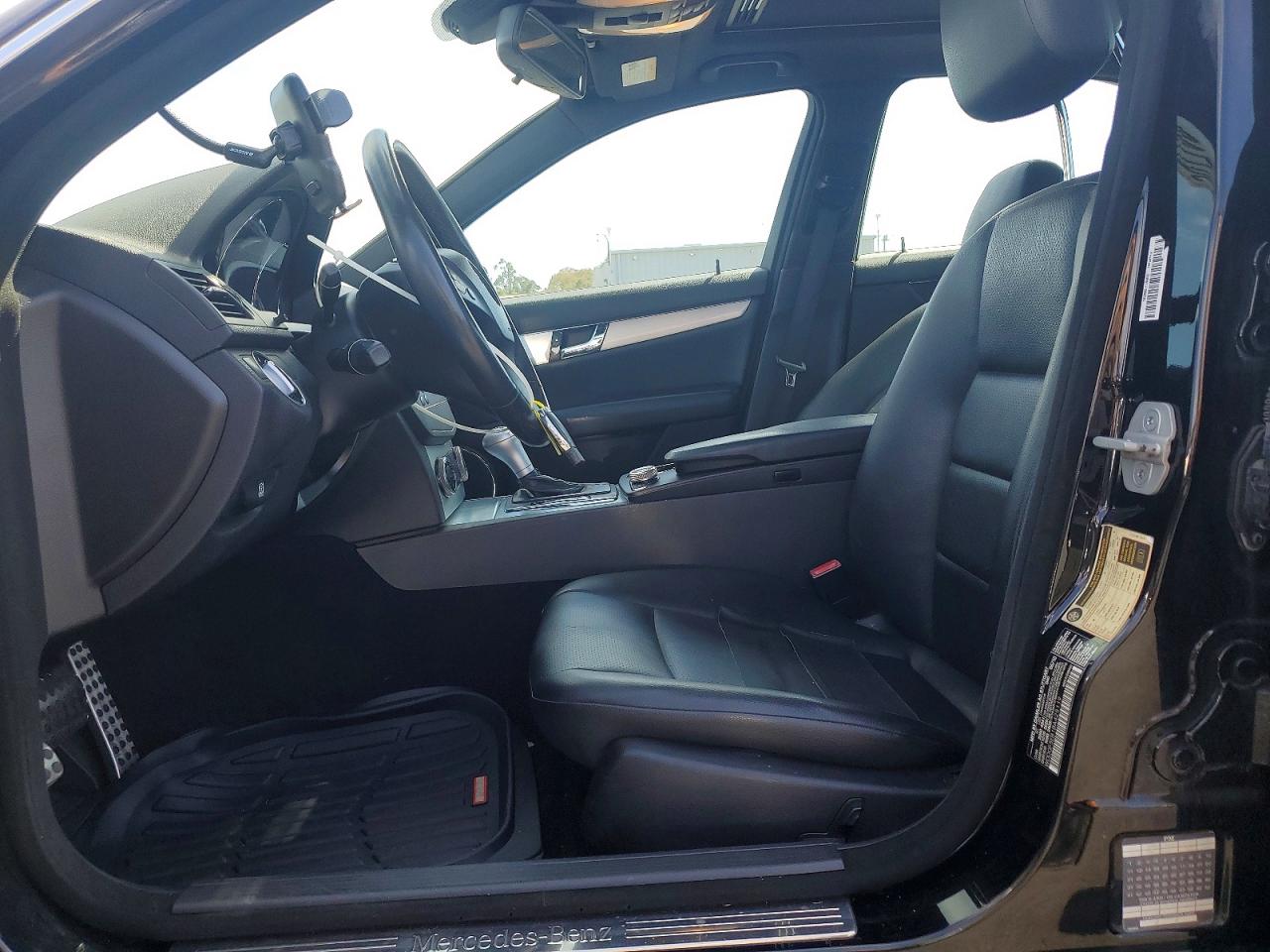 Mercedes-Benz C-Class 300