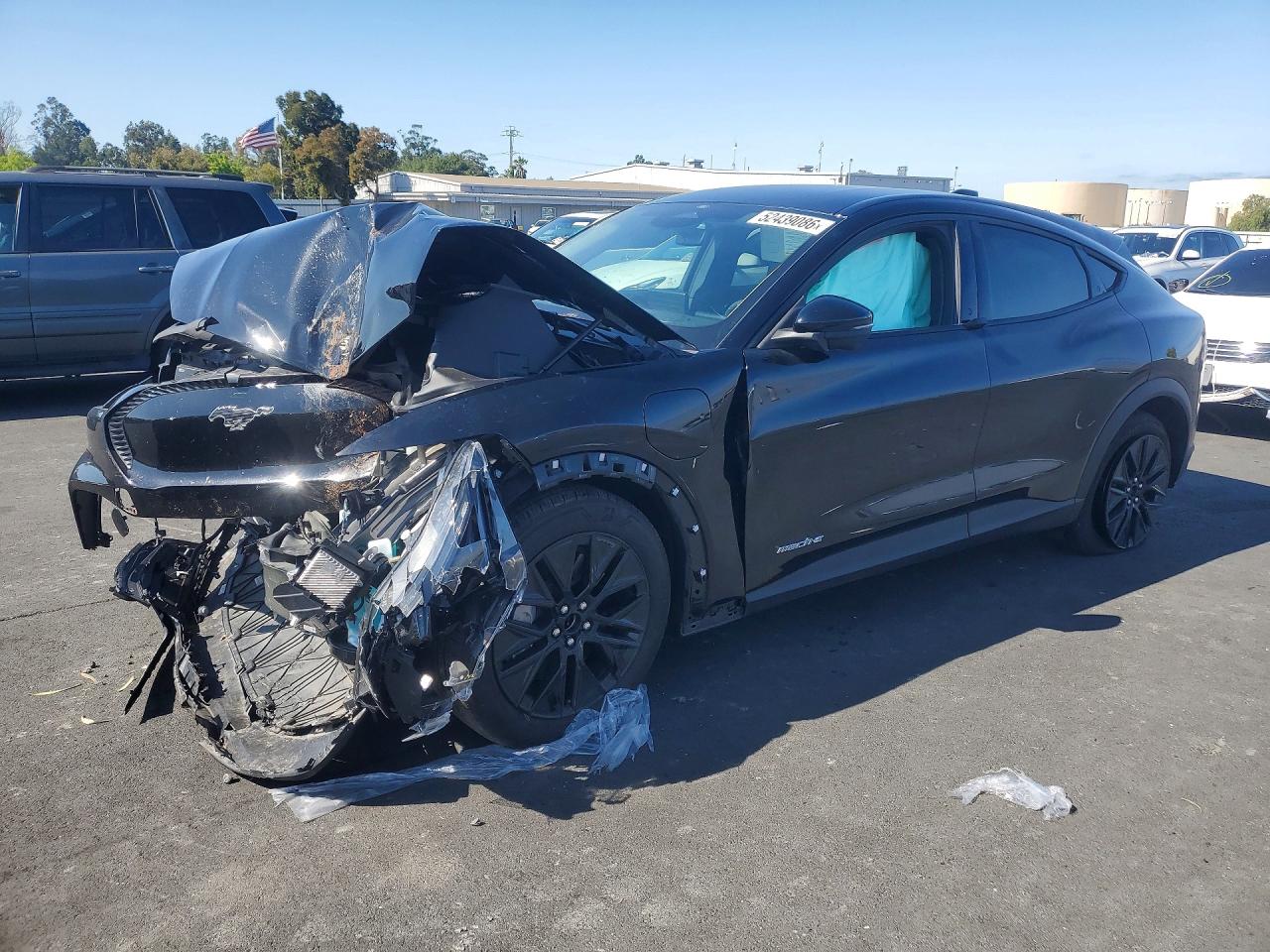 Salvage Ford Mustang Image