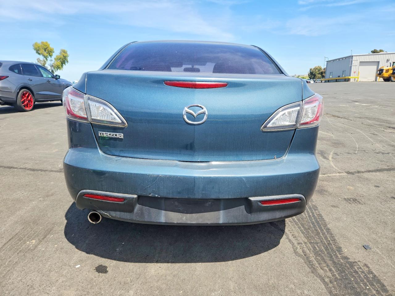 Mazda 3 I