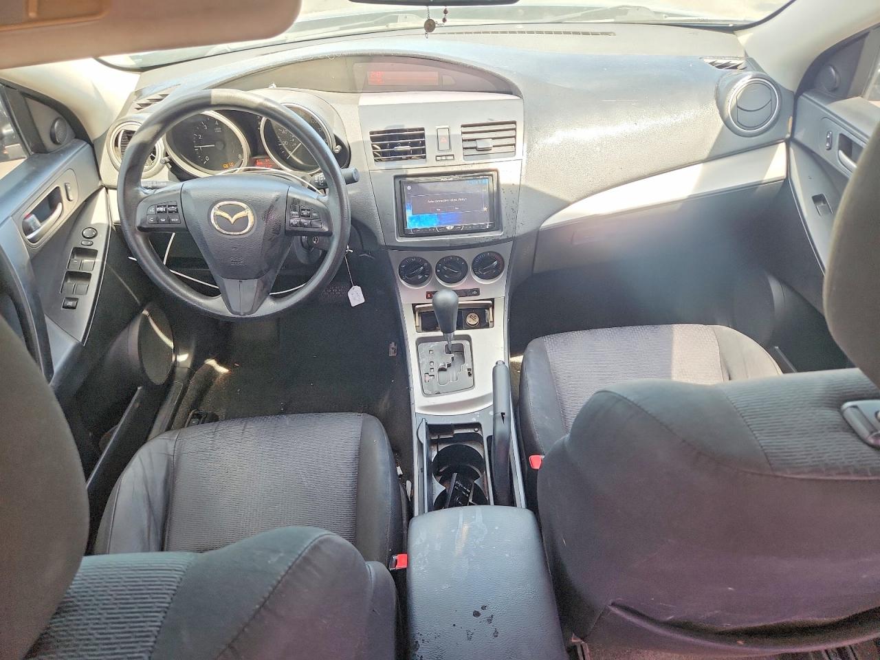 Mazda 3 I