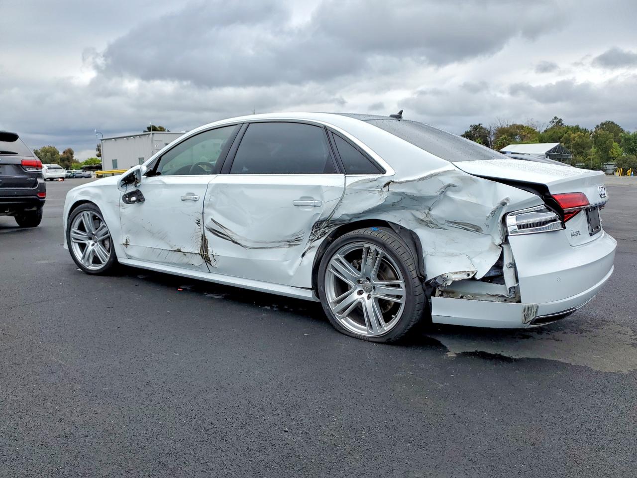 Audi A8 L Quattro