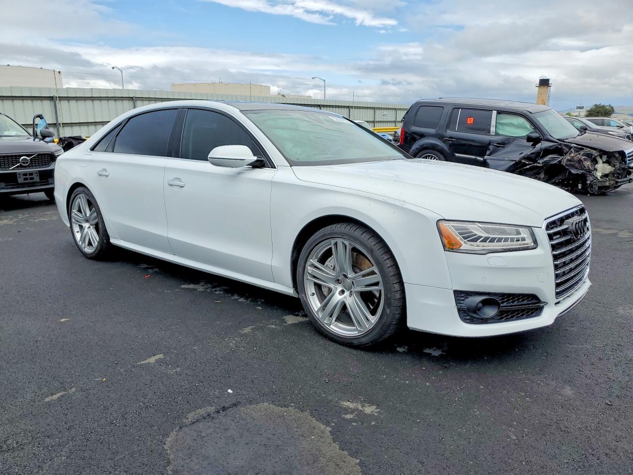 Audi A8 L Quattro