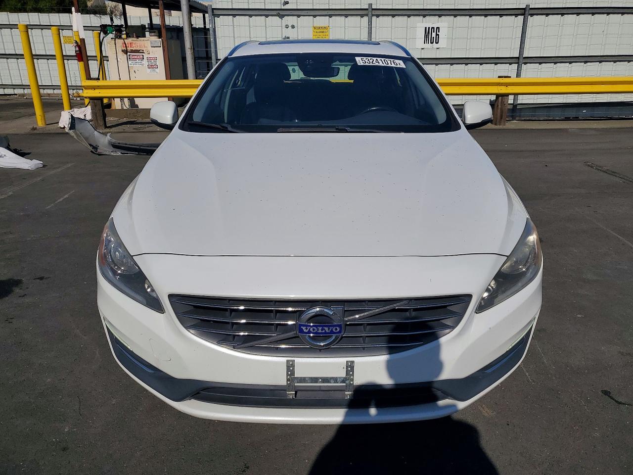 Volvo V60 T5