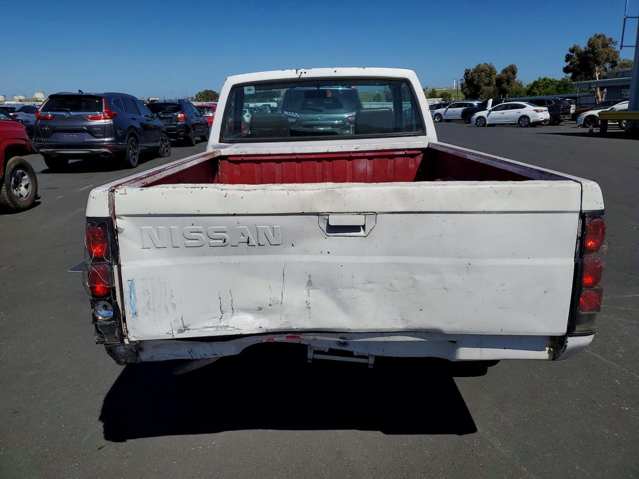 Nissan Navara Base