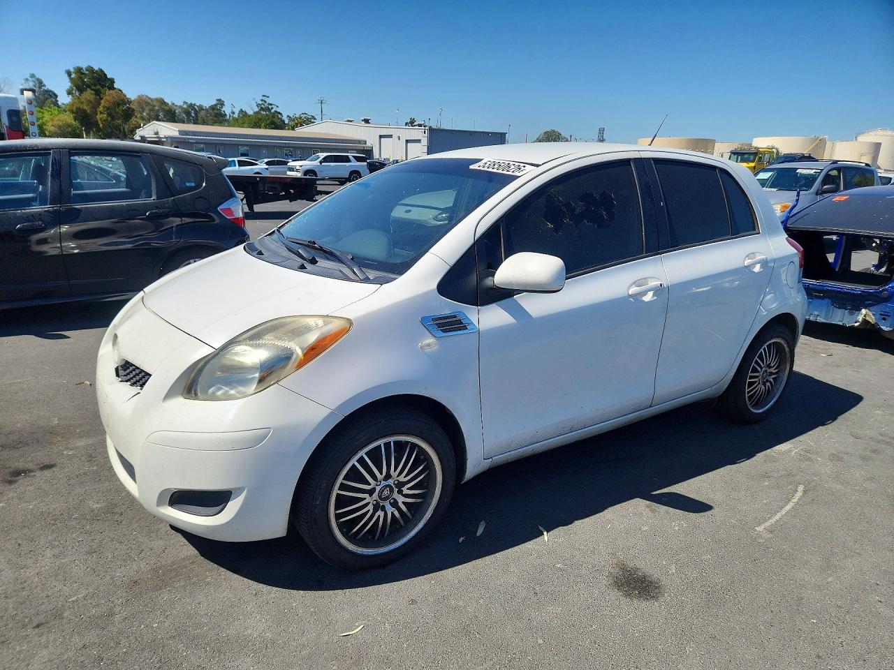 Salvage Toyota Yaris Image
