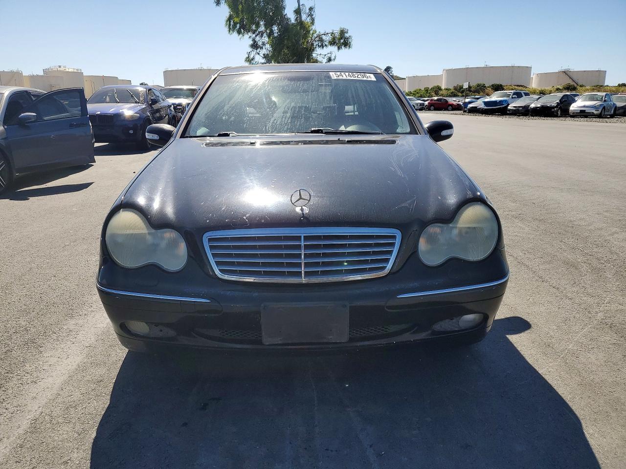 Mercedes-Benz C-Class 320