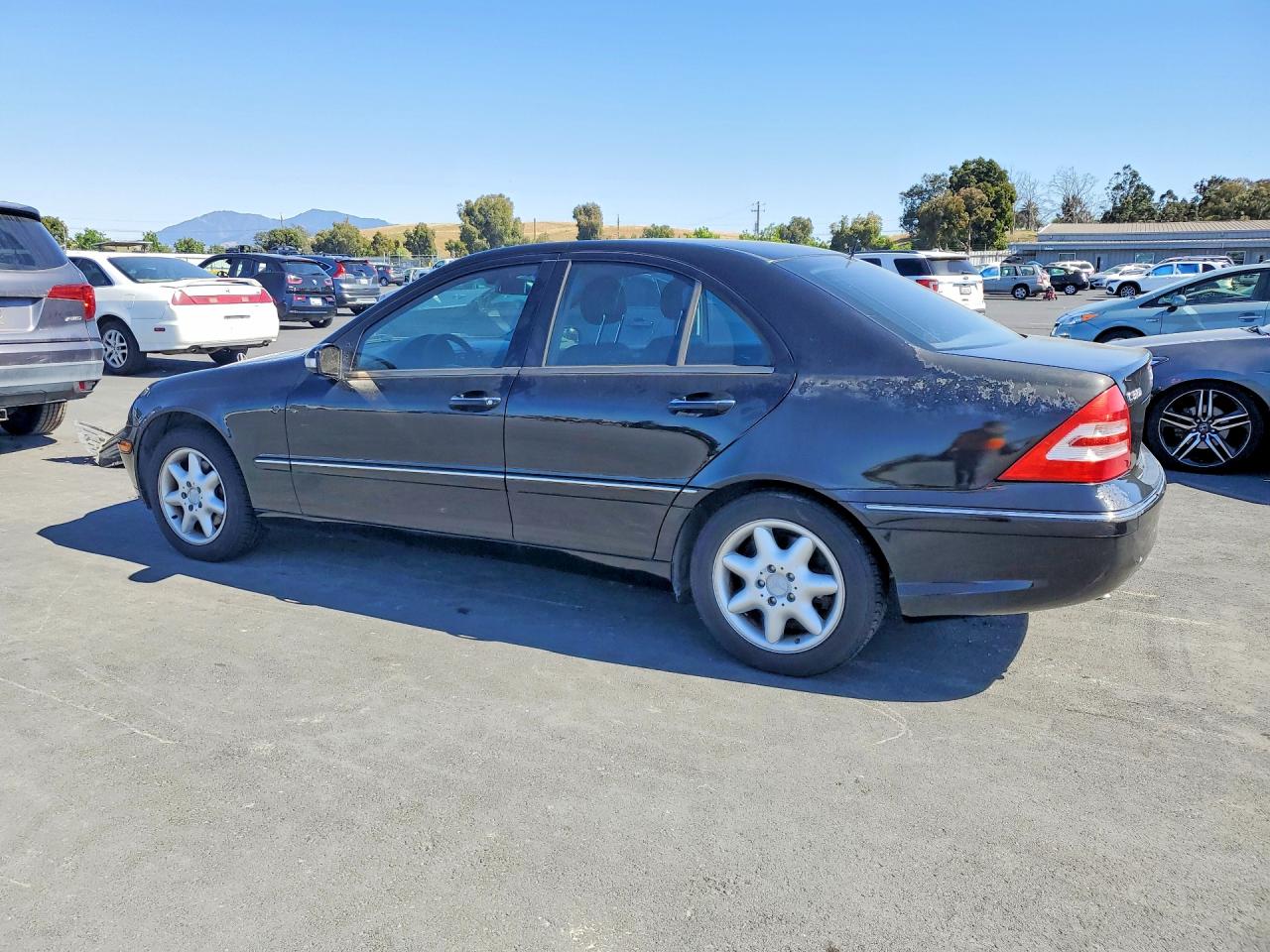Mercedes-Benz C-Class 320