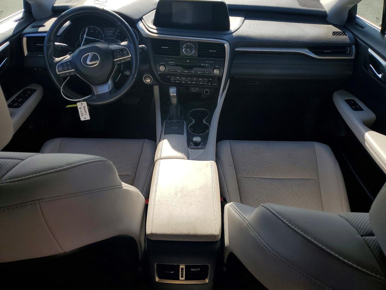 Lexus RX Base