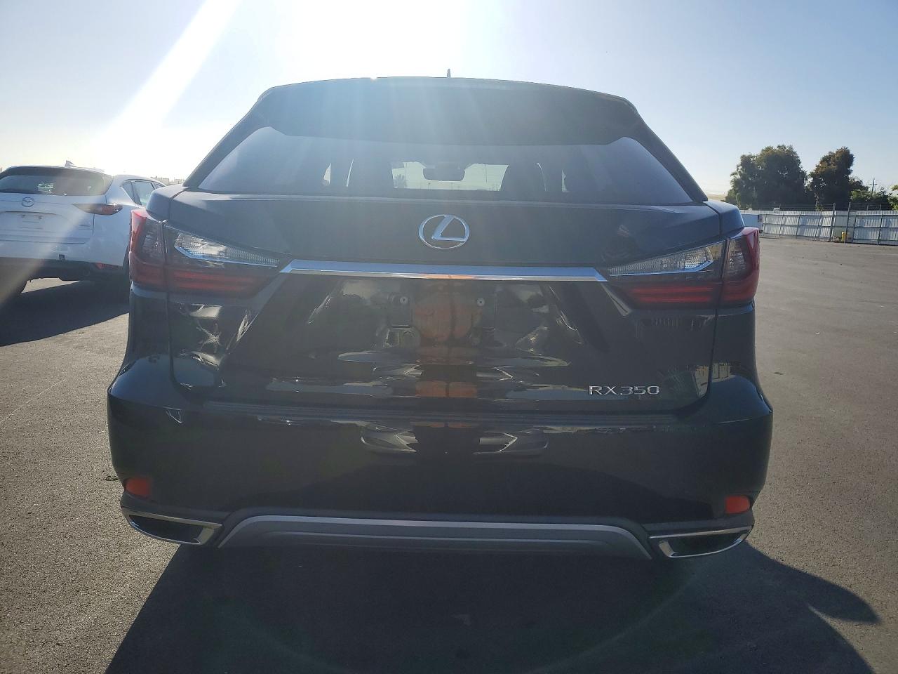 Lexus RX Base