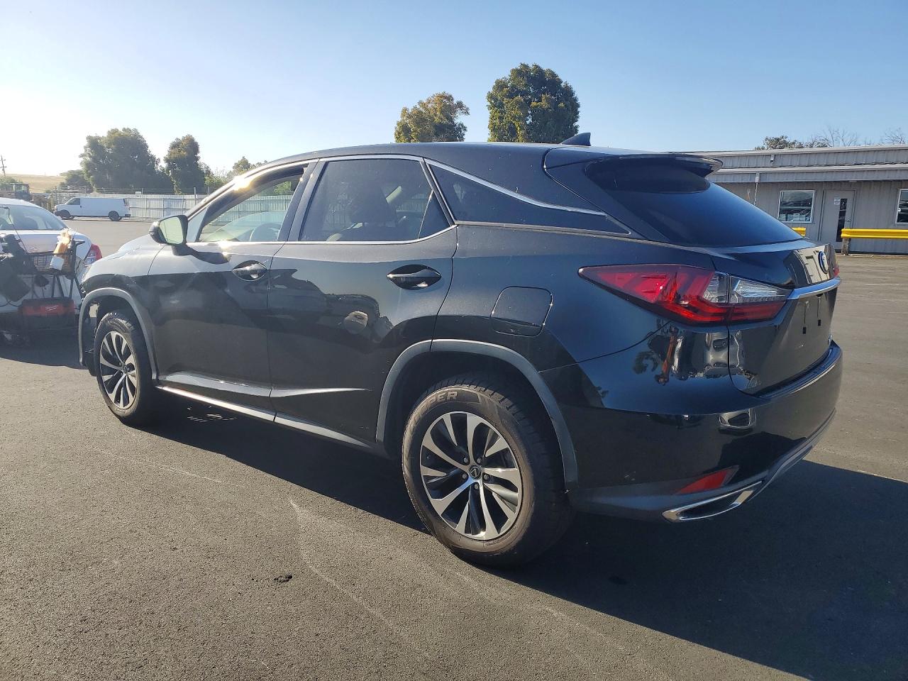 Lexus RX Base