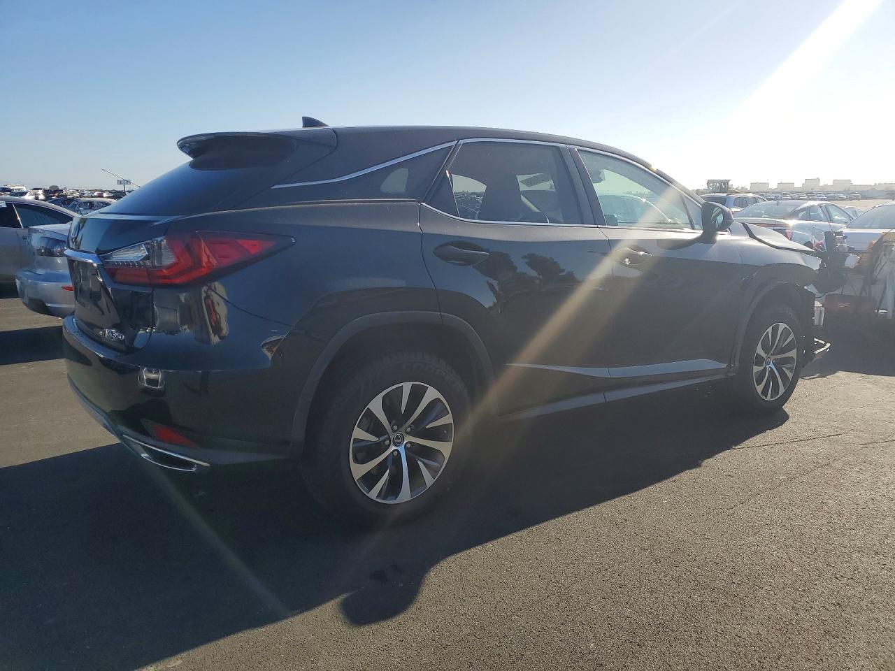 Lexus RX Base