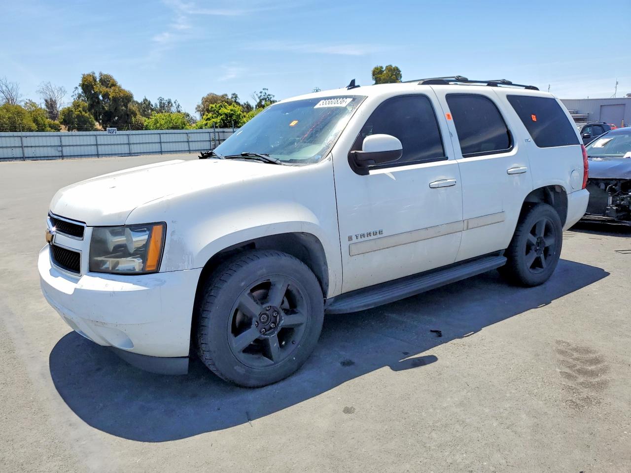 Salvage Chevrolet Tahoe Image