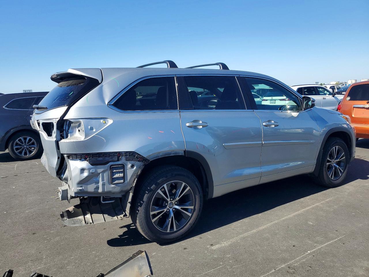 Toyota Highlander Le