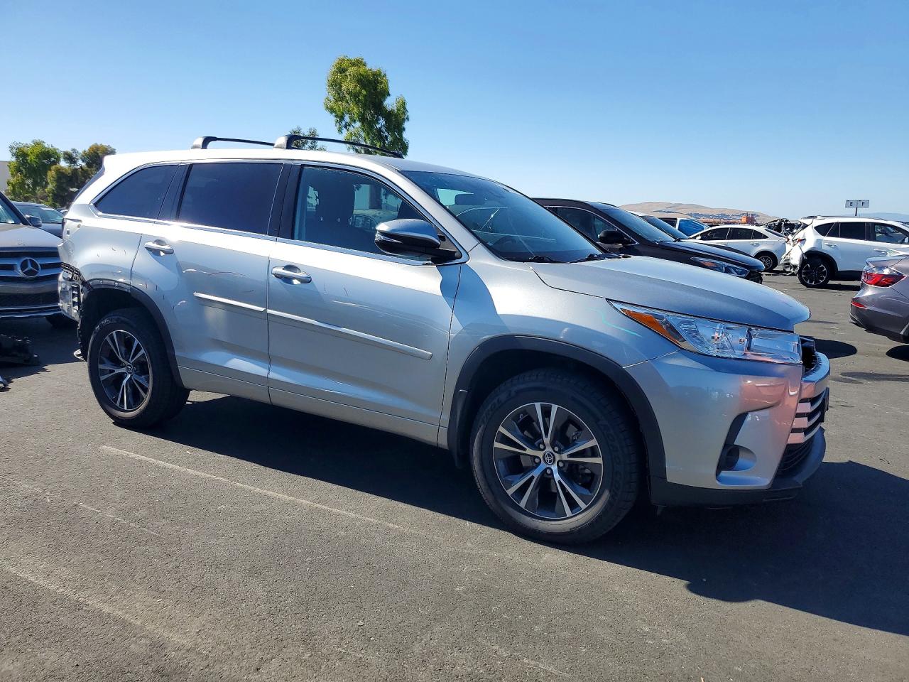 Toyota Highlander Le