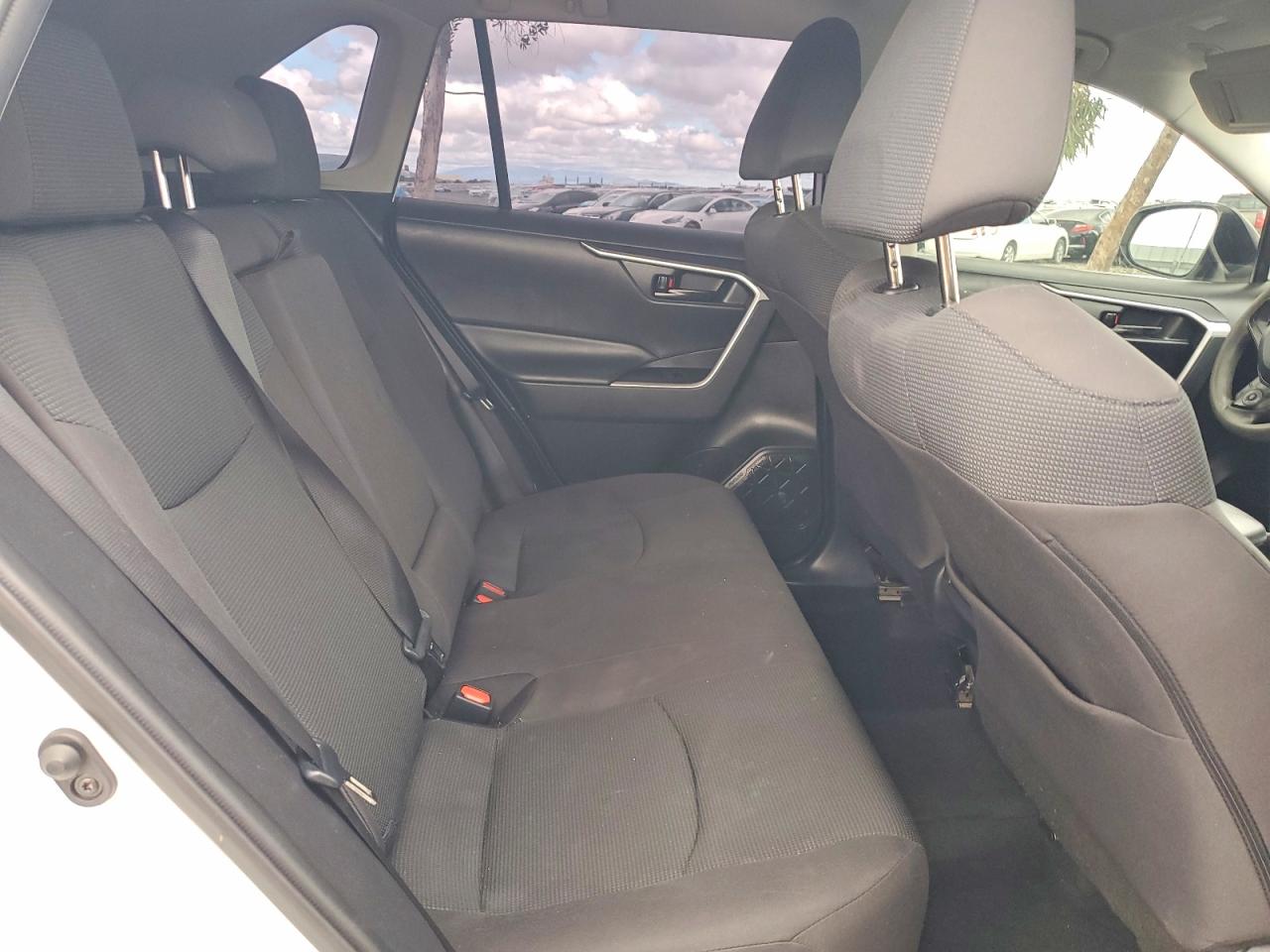 Toyota RAV4 Le