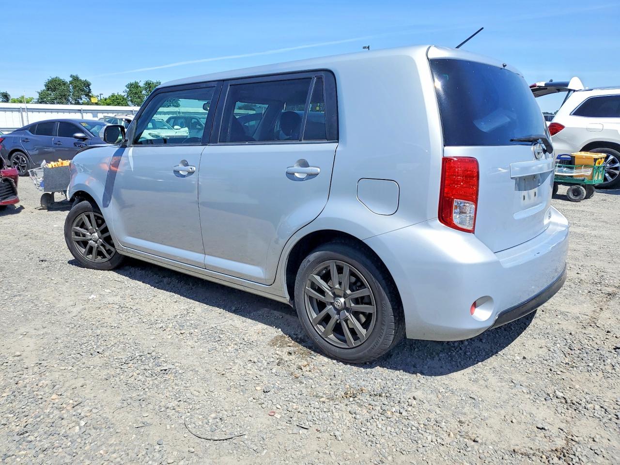 Scion xB 10 Series