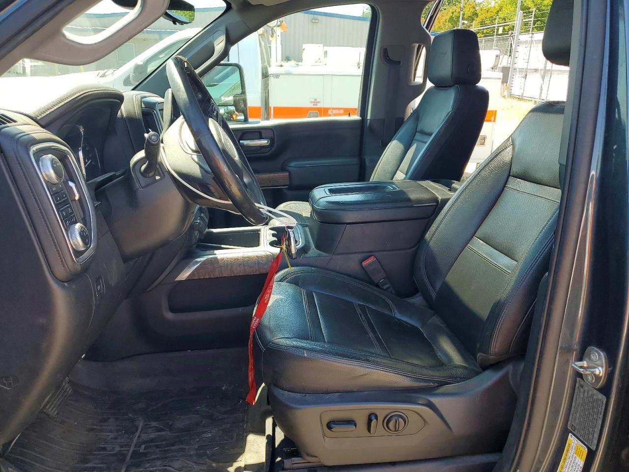 GMC Sierra K2500 Denali