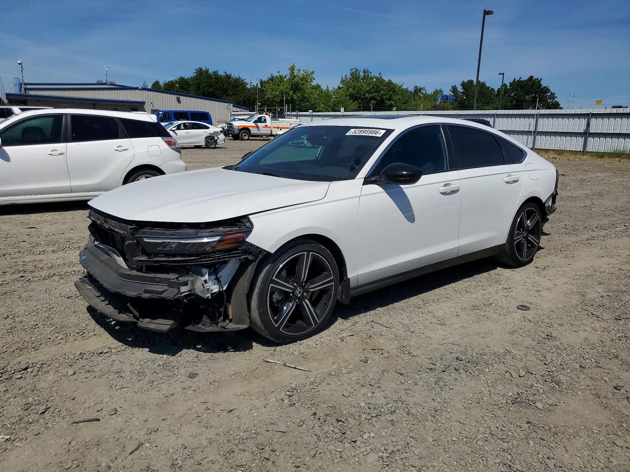 Salvage Honda Accord Image