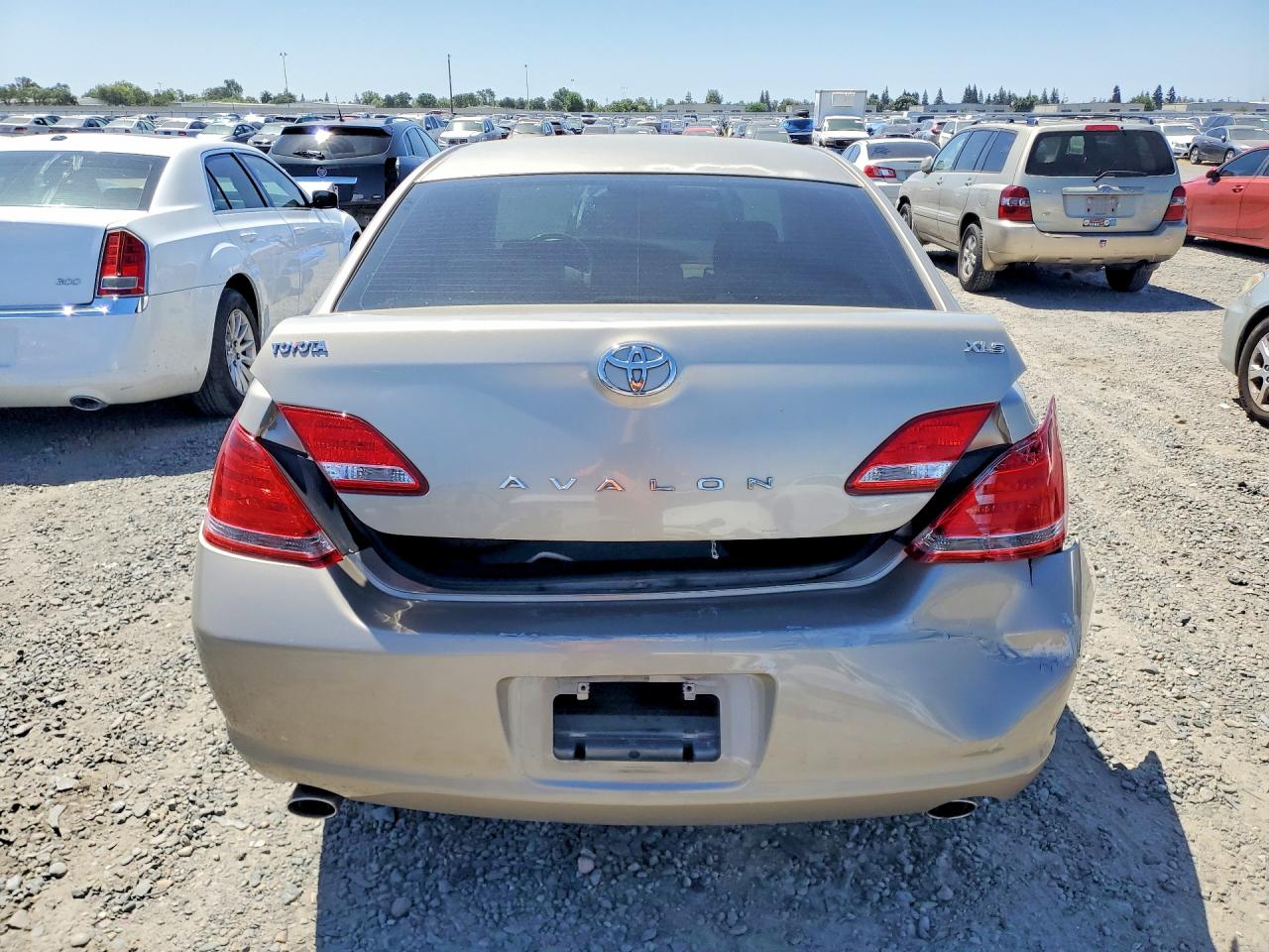 Toyota Avalon Xls