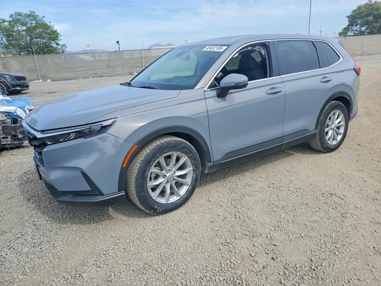 Salvage Honda Crv Image