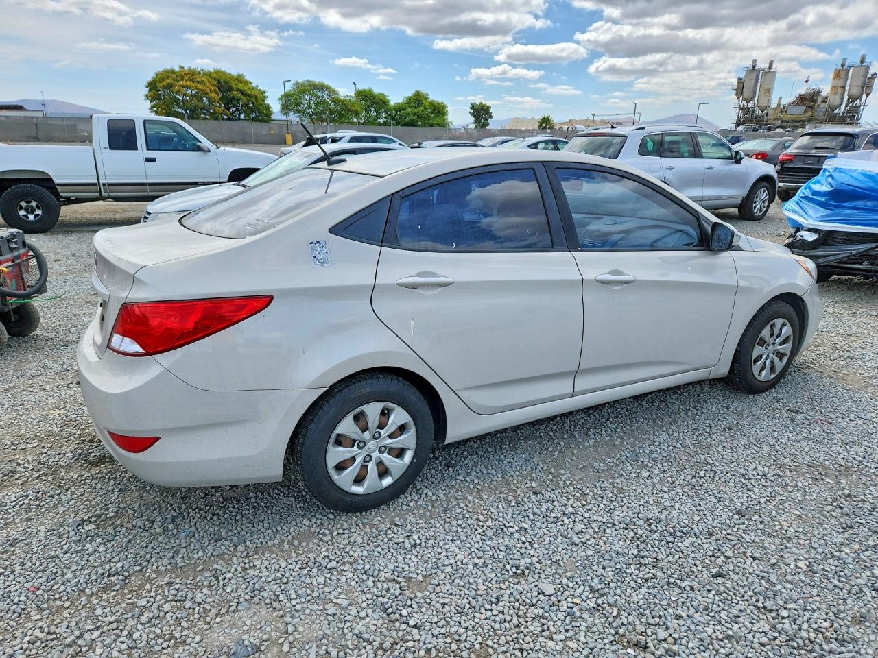 Hyundai ACCENT Se