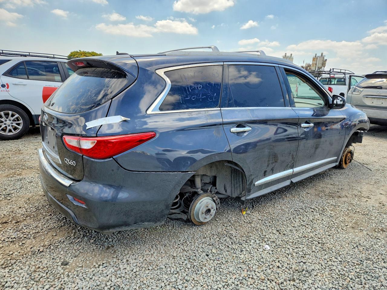 INFINITI Qx