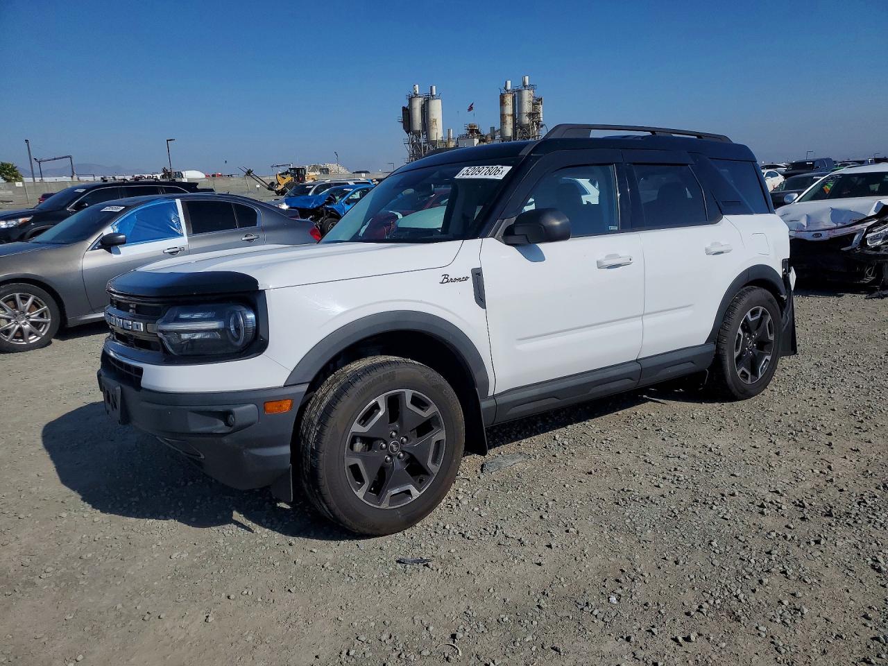 Salvage Ford Bronco Image