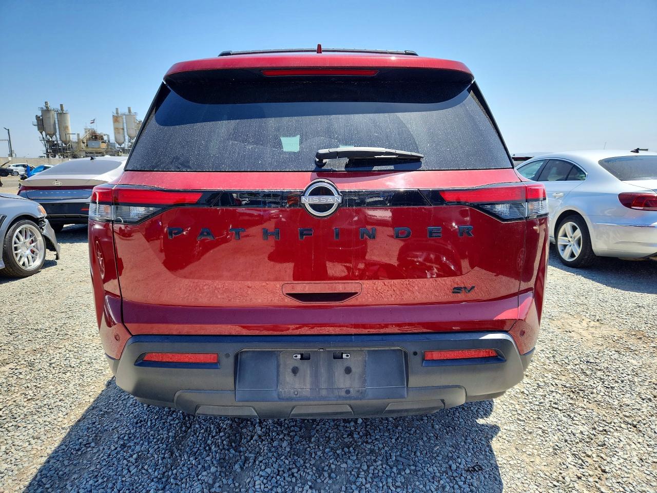 Nissan Pathfinder Sv