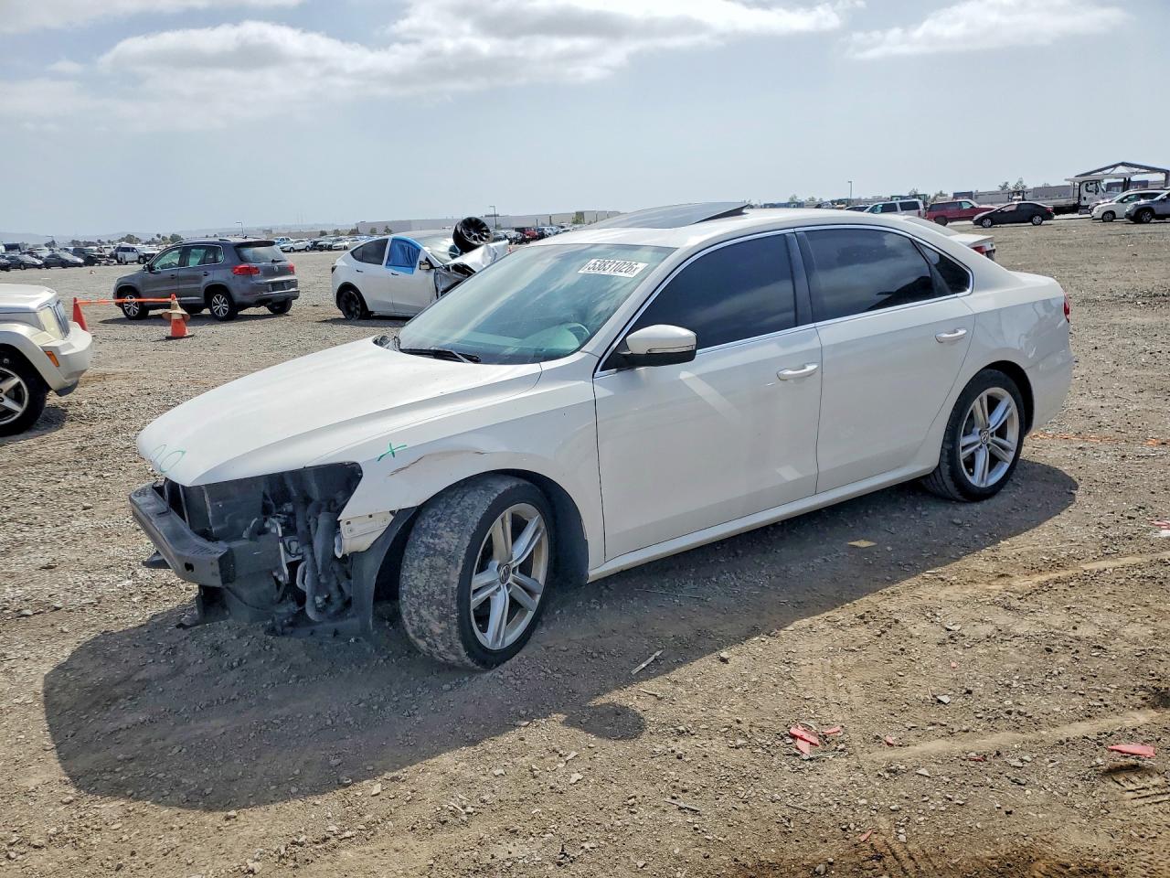 Salvage Volkswagen Passat Image