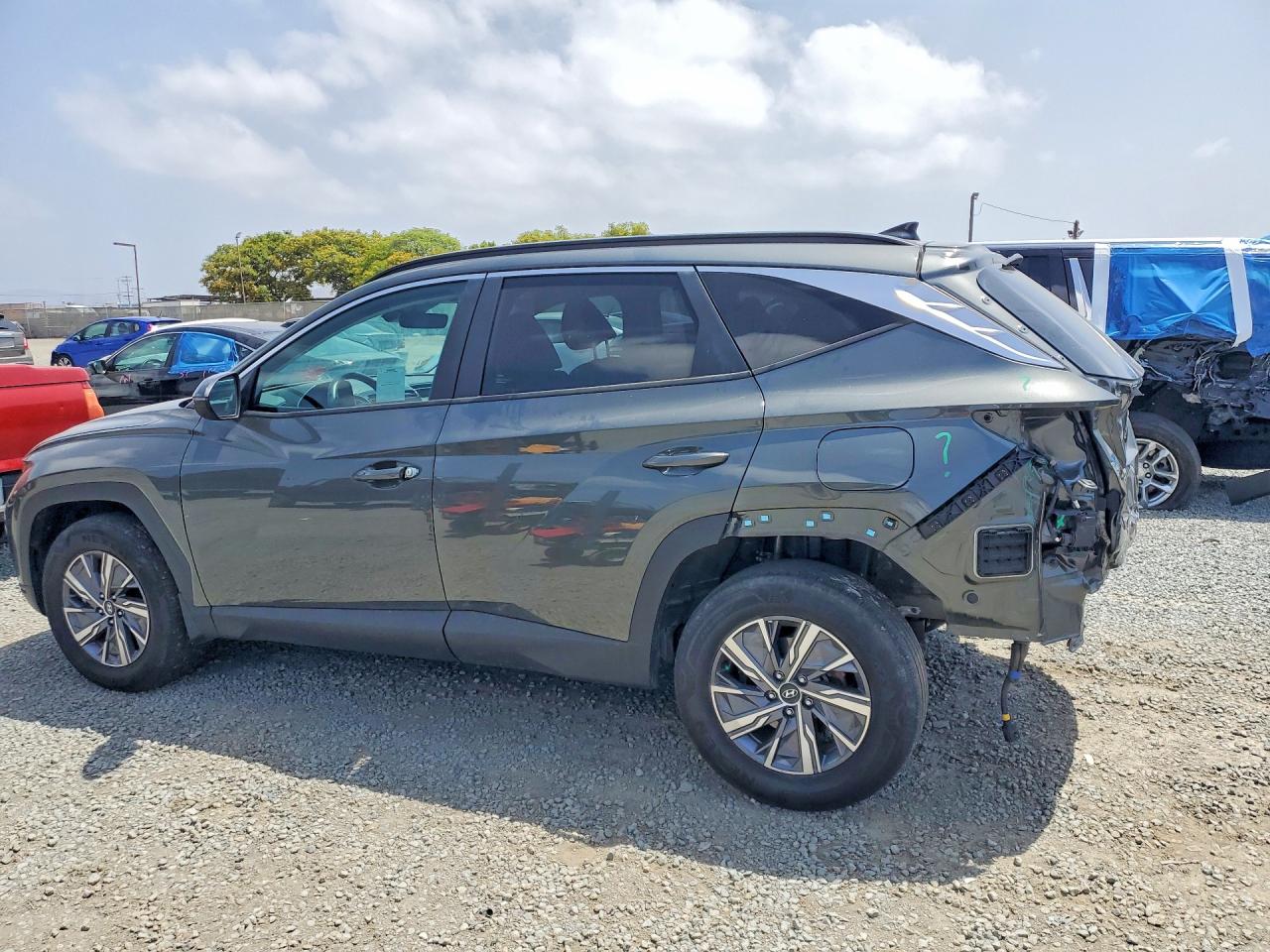 Hyundai TUCSON Blue