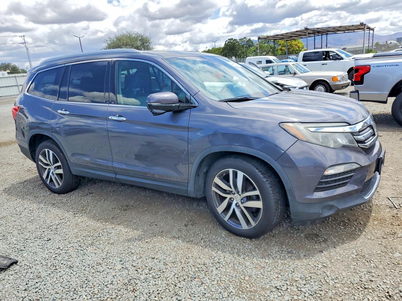 Honda Pilot Touring