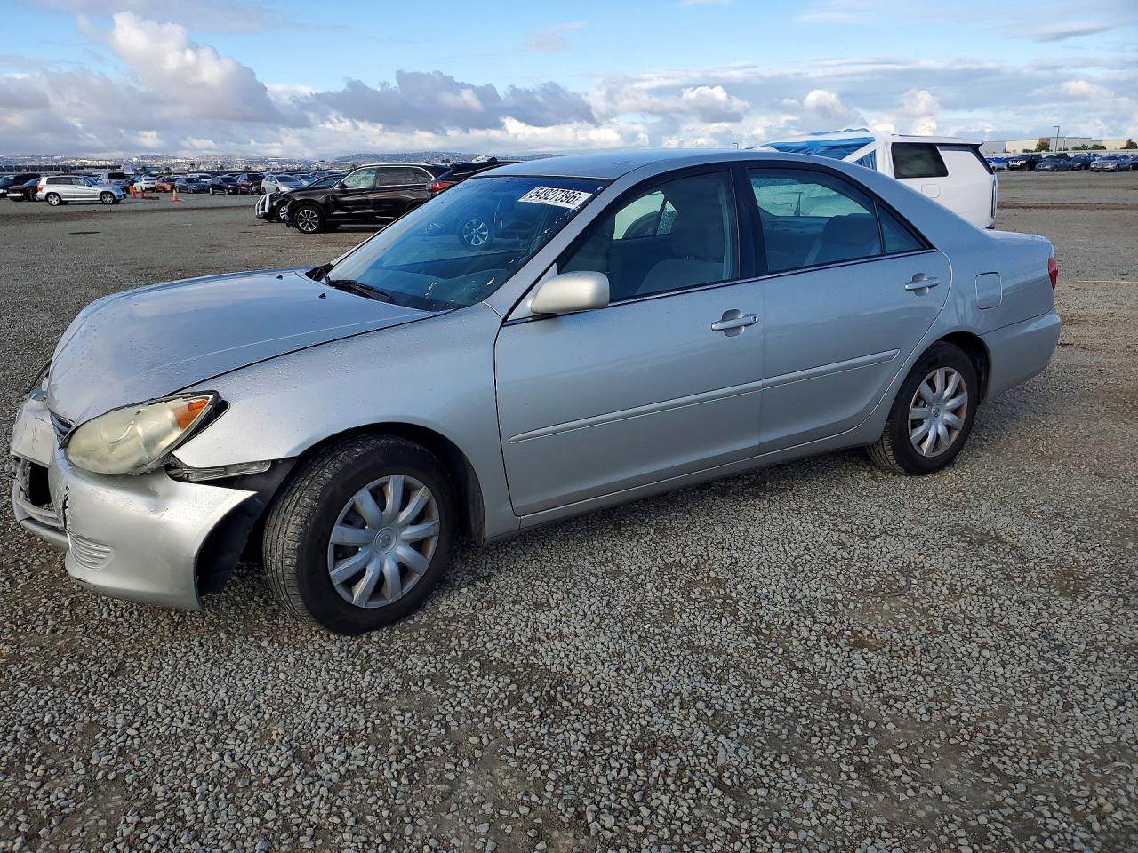 Salvage Toyota Camry Image